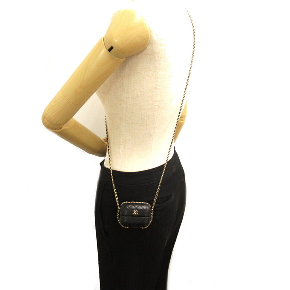 CHANEL airpods case Shoulder Bag lambskin sheep leather black - Picture 6 of 10